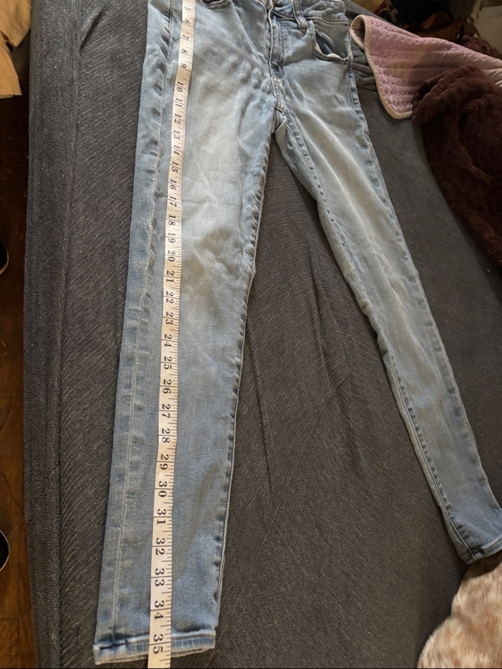 American Eagle Outfitters Light Blue Skinny Jeans | Size 6 - Picture 6 of 13